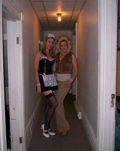  Мастурбирует анально - 24 фото 